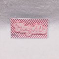 バレンタインキーワードブローチ Hug Me