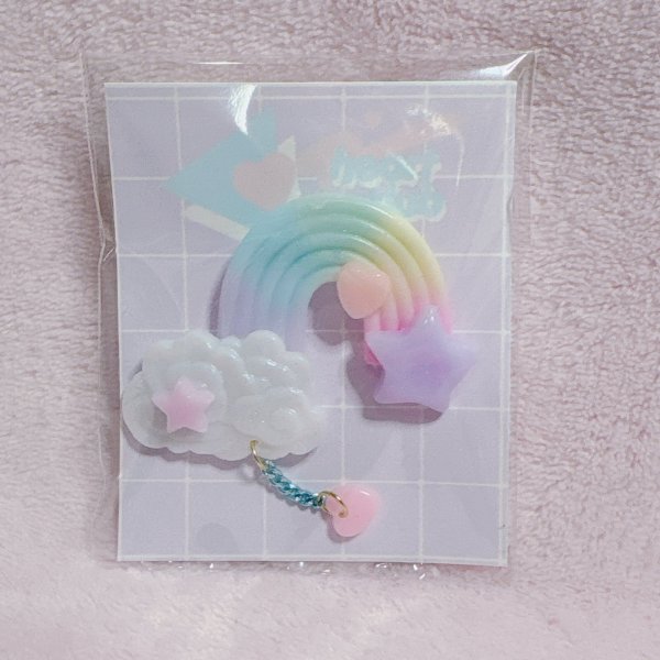 画像1: レインボーブローチ