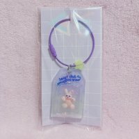 おもちゃキーホルダー　ニコニコうさぎ