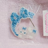 カラビナ_リボンキャット