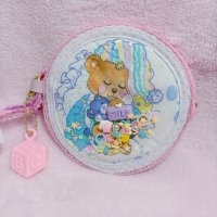 OSHIポーチ（缶バッジなど）