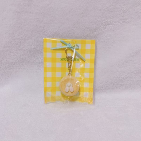 画像2: ウサギinドーナツ キーホルダー																																																 (2)