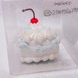 画像2: 小さなカットフェイクケーキ　あみあみチェリー みずいろチョコ (2)