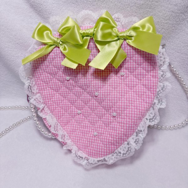 画像1: いちごポシェット (1)