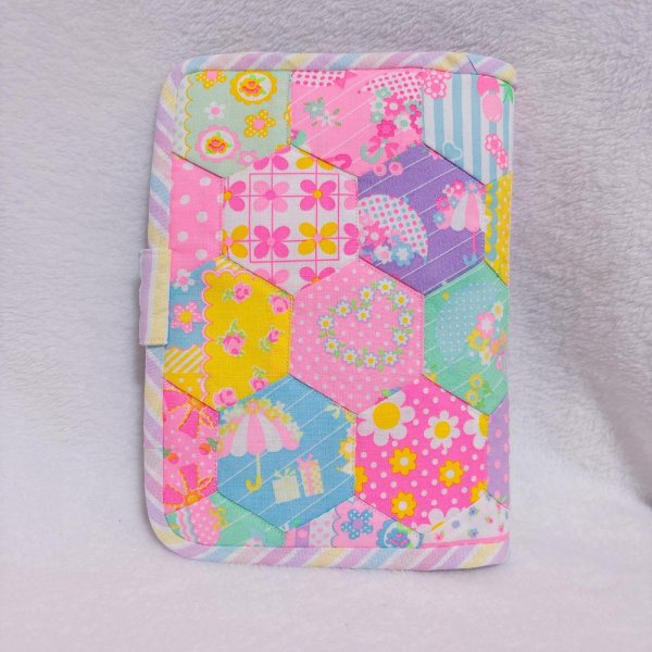 画像2: 手帳型パッチワークマルチケース (2)