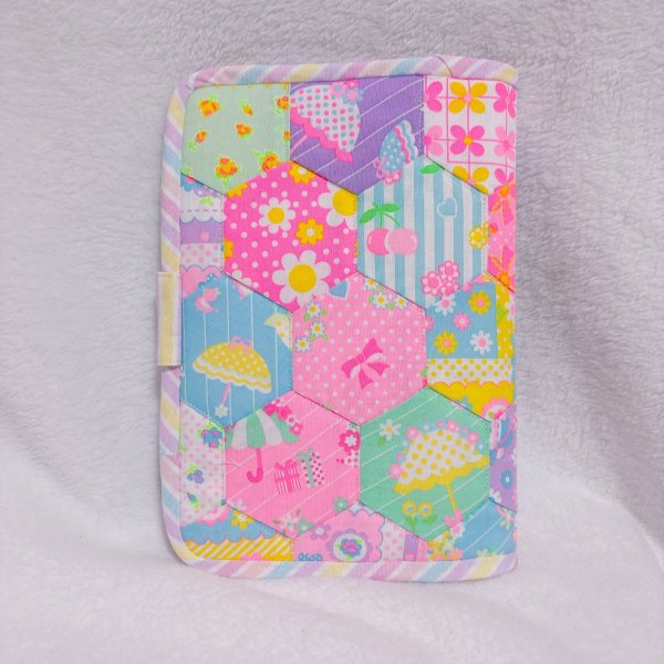 画像2: 手帳型パッチワークマルチケース (2)