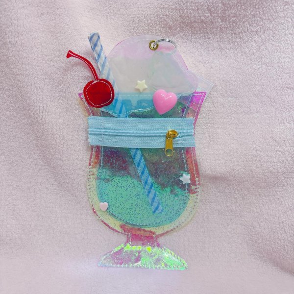 画像1: クリームソーダポーチ　フラット　ソーダ (1)