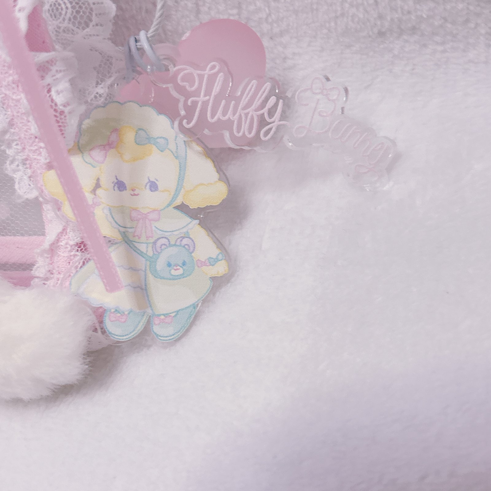 くまうさちゃんポーチ - fluffy bunny